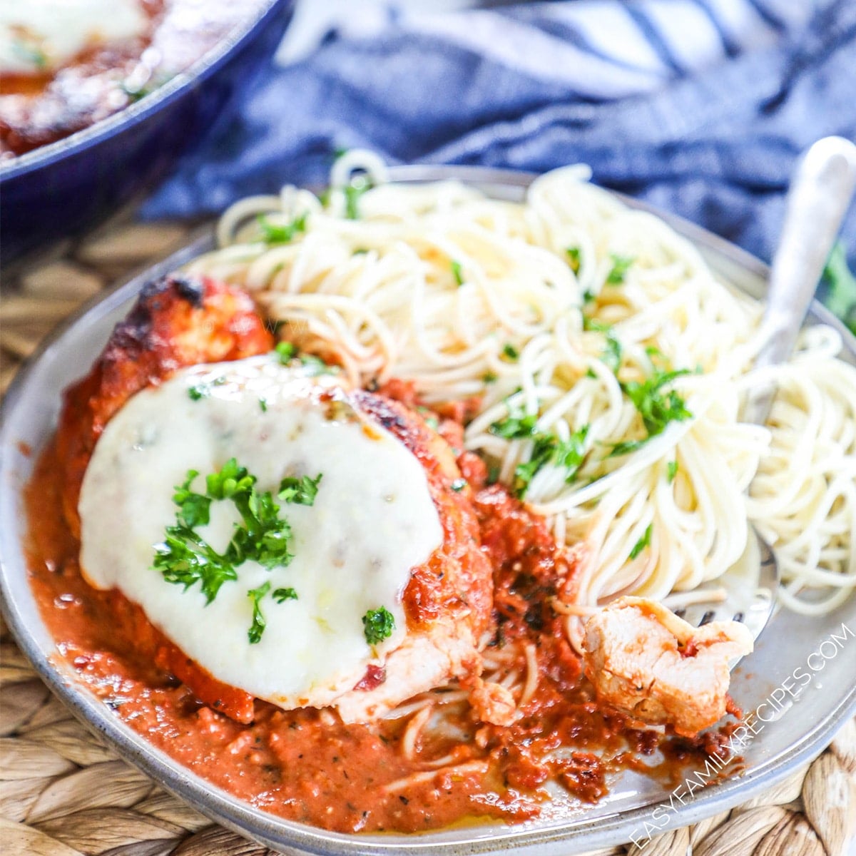 Easy Mozzarella Tomato Skillet Chicken: High-Protein Weeknight